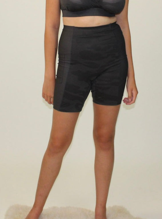 GRAPHENE | Femme Reverse Short